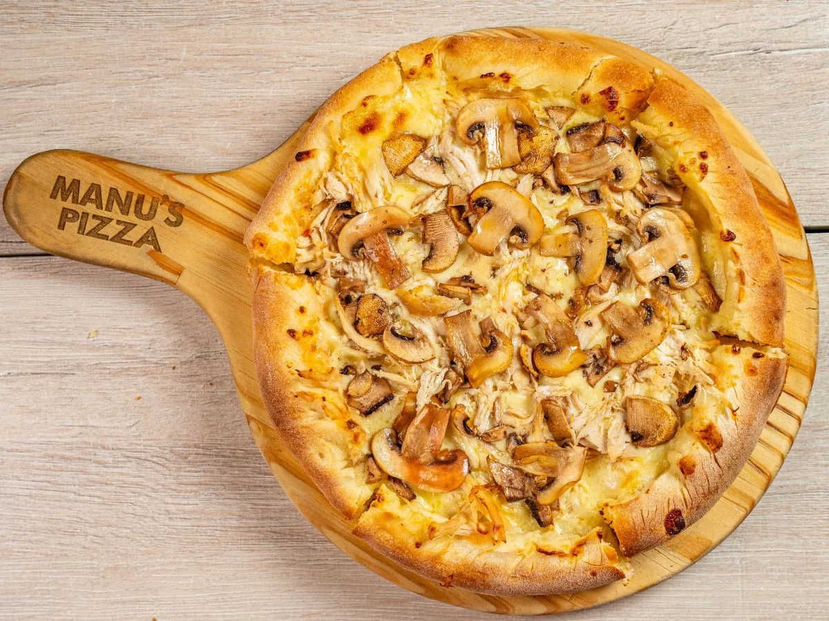 Pizza Pollo Champiñón