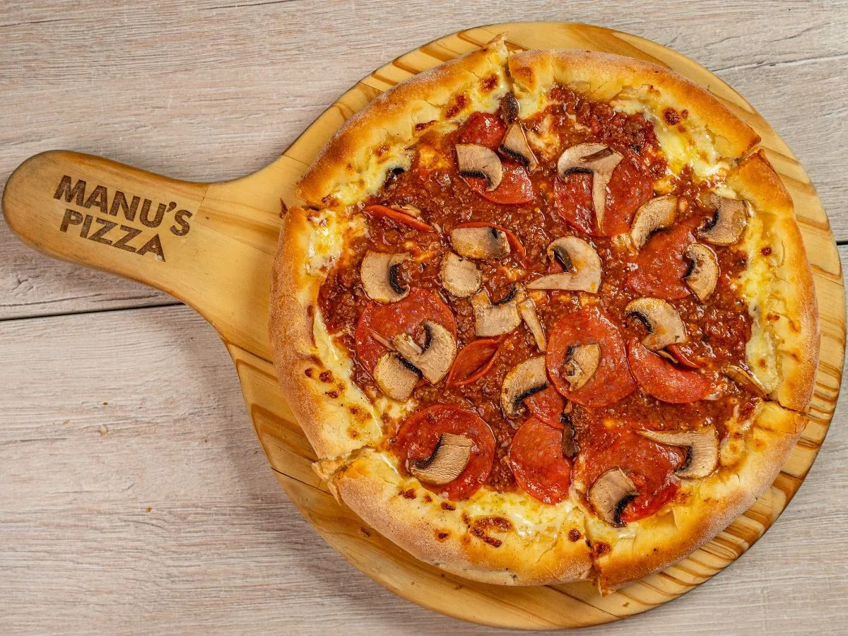 Pizza Manu's Pizza